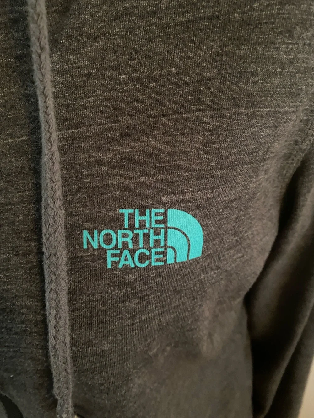 The North Face size small women’s hoodie - Picture 2 of 8